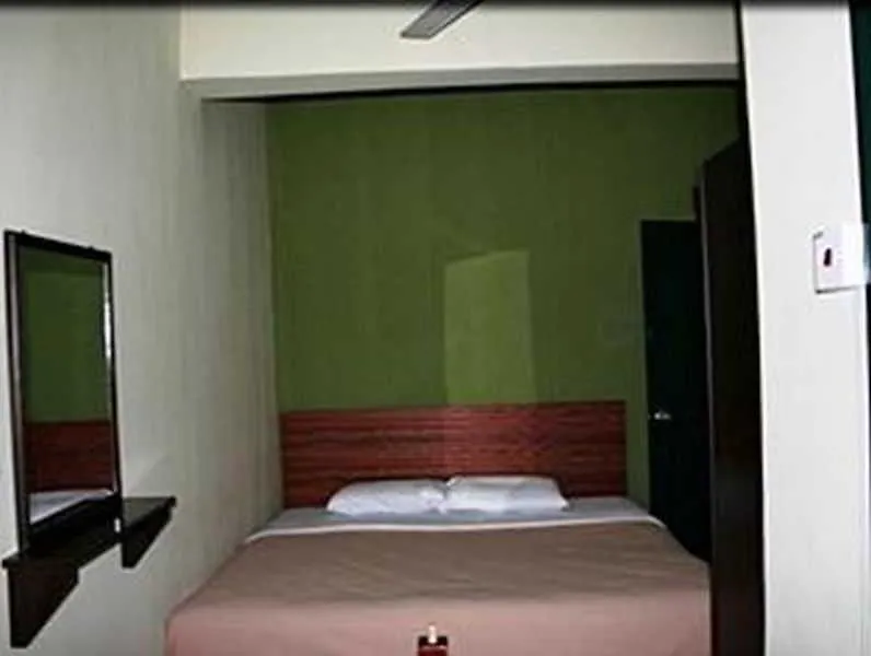 Hotel John Place @ Plaza Mahkota